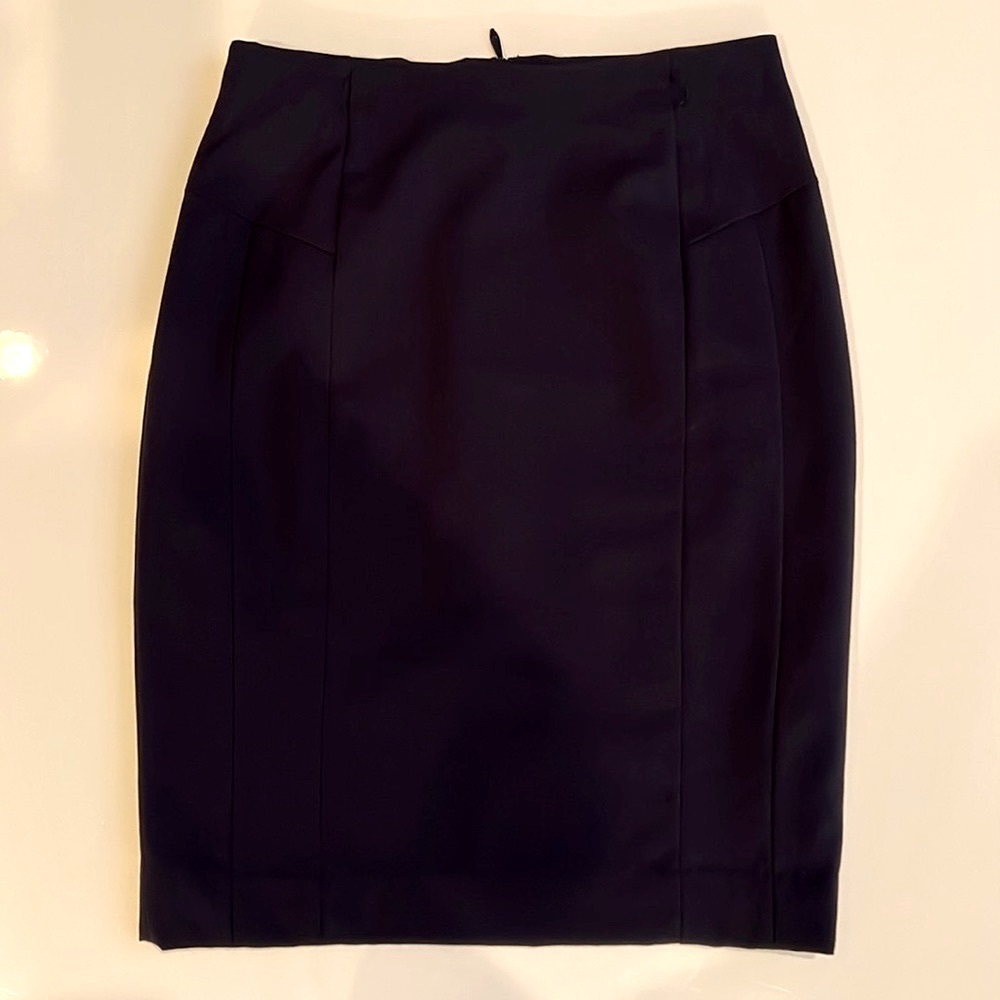 Gorgeous Navy pencil Skirt H&M, lined